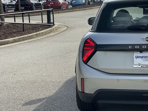 New 2026 MINI Cooper S image 20