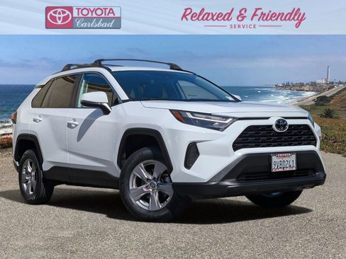 Used 2025 Toyota RAV4 XLE FWD image 1