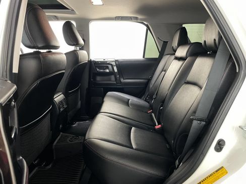 Used 2022 Toyota 4Runner TRD Off-Road Premium w/ Moonroof Package AWD/4WD image 13