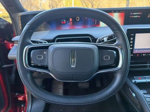 Used 2024 Lincoln Nautilus Reserve w/ Equipment Group 202A image 12