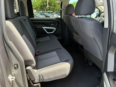 Used 2023 Nissan Titan SV AWD/4WD image 27