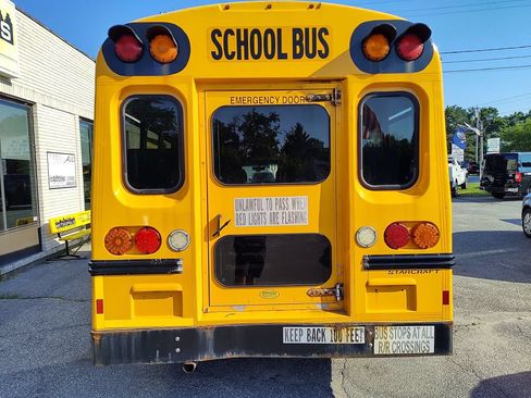 Used 2014 Chevrolet Express 3500 w/ School Bus Package RWD image 7