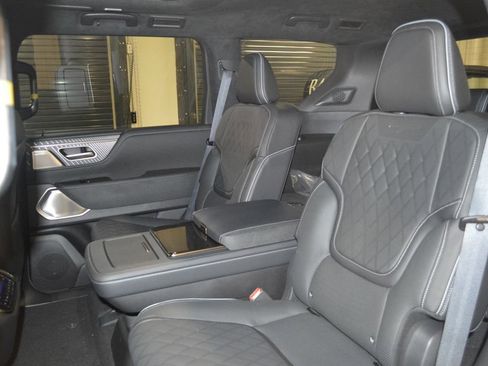 New 2026 INFINITI QX80 Autograph AWD/4WD image 36