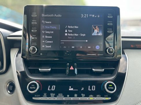 Used 2021 Toyota Corolla XSE FWD image 11