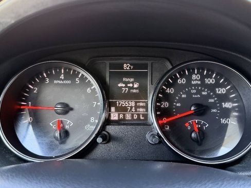 Used 2012 Nissan Rogue SV w/ Premium Pkg AWD/4WD image 16