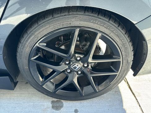 Used 2024 Honda Civic Sport image 16