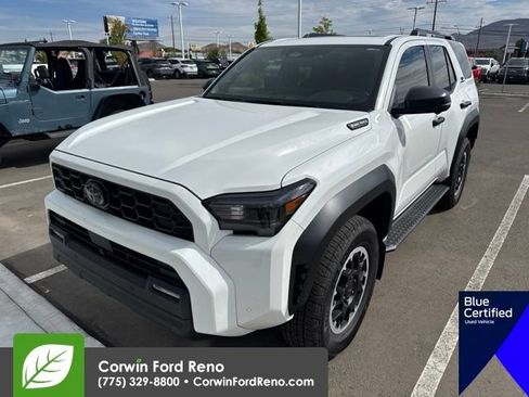 Used 2025 Toyota 4Runner TRD Off-Road Premium AWD/4WD image 4