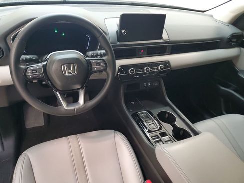 Certified 2025 Honda Pilot EX-L image 20