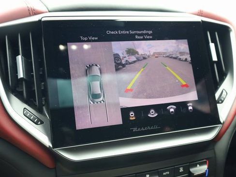 Certified 2022 Maserati Ghibli Trofeo image 18