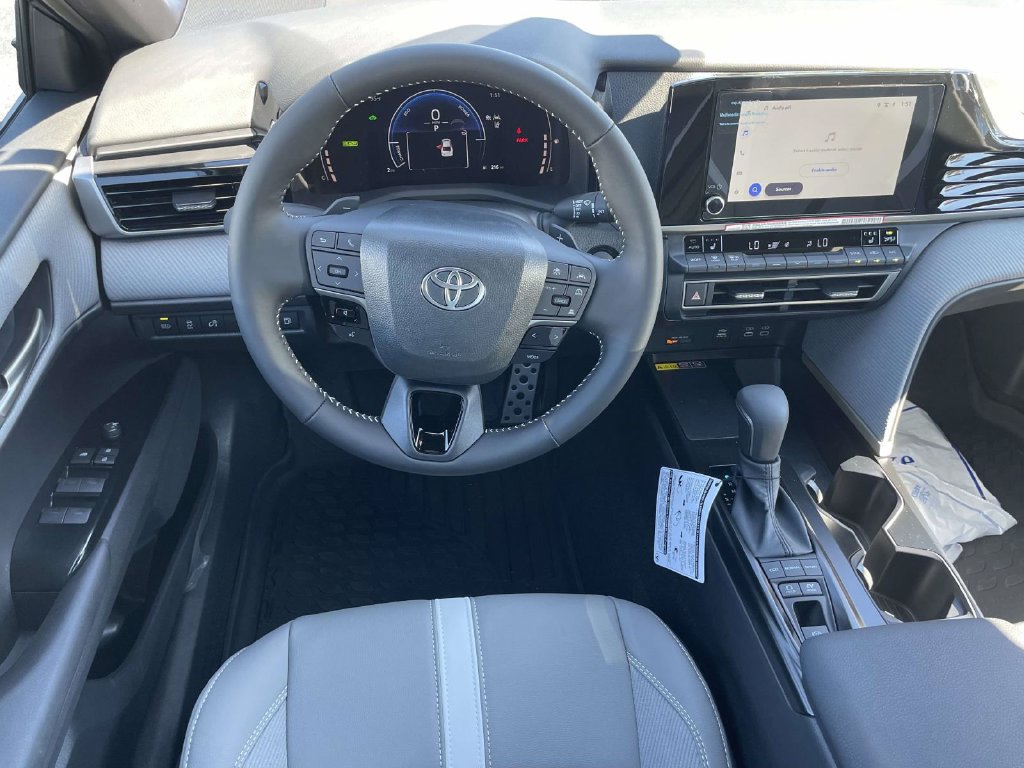 New 2026 Toyota Camry SE w/ Convenience Package FWD image 12