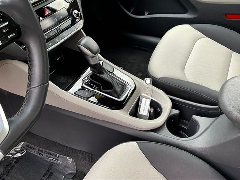 Used 2019 Hyundai Ioniq SEL FWD image 14