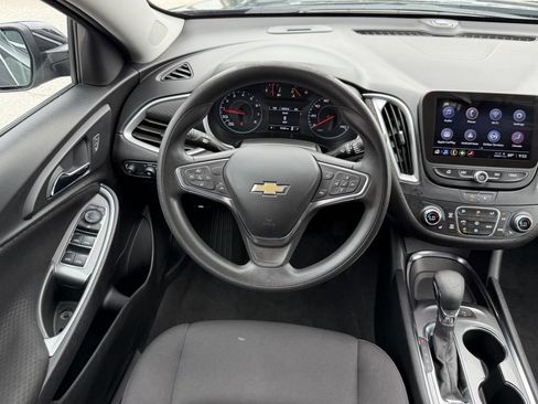 Used 2024 Chevrolet Malibu LT FWD image 13