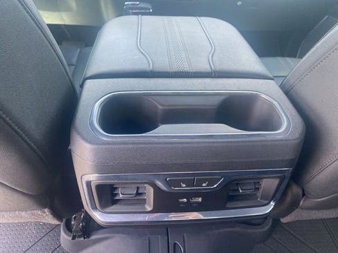 Used 2023 Chevrolet Silverado 1500 High Country w/ High Country Premium Package image 13