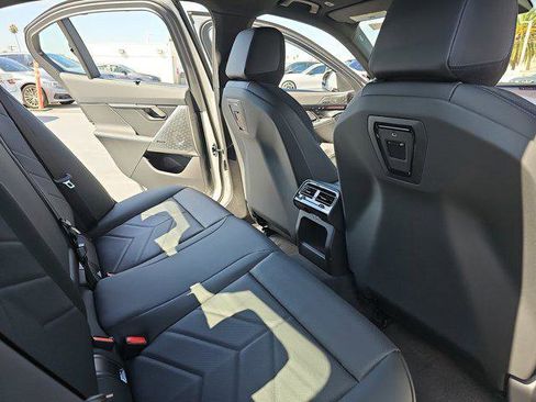 New 2026 BMW 550e xDrive w/ Executive Package image 11