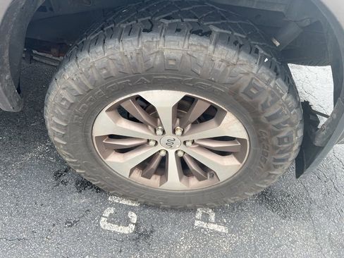 Used 2016 Ford F150 King Ranch w/ Equipment Group 601A Luxury AWD/4WD image 6