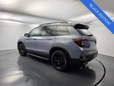Used 2025 Honda Passport Black Edition image 6