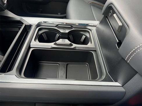 New 2025 Ford F350 Lariat w/ Chrome Package image 23