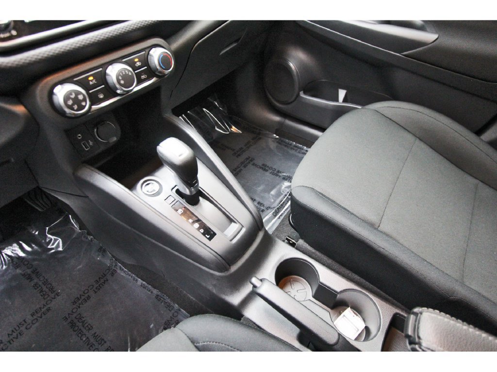 Certified 2025 Nissan Kicks Play S FWD image 26