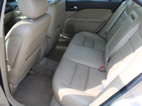Used 2008 Ford Fusion SEL FWD image 14