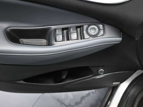 Used 2021 Buick Enclave Essence w/ Sport Touring Edition image 14