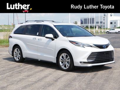 Used 2024 Toyota Sienna Platinum