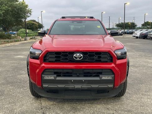 Used 2025 Toyota 4Runner TRD Off-Road AWD/4WD image 2