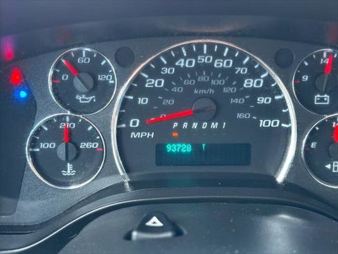 Used 2021 Chevrolet Express 2500 Extended w/ Driver Convenience Package image 18