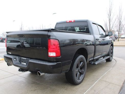 Used 2018 RAM 1500 Express w/ Black Ram 1500 Express Group image 7