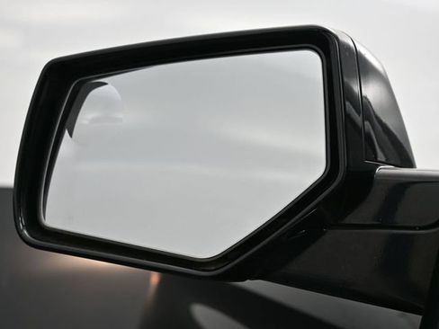 Used 2020 Chevrolet Suburban LS w/ Enhanced Driver Alert Package image 9