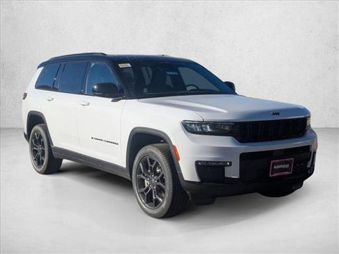 New 2025 Jeep Grand Cherokee L Limited image 7