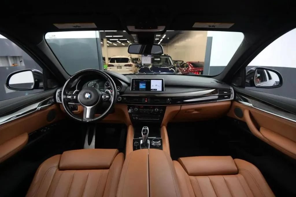 Used 2019 BMW X6 xDrive35i w/ M Sport Package AWD/4WD image 22