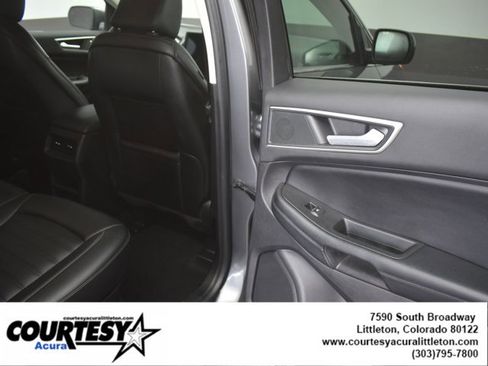Used 2021 Ford Edge SEL AWD/4WD image 25
