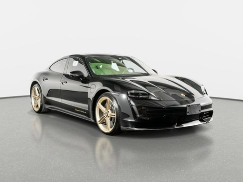 Used 2020 Porsche Taycan Turbo S w/ Premium Package image 4