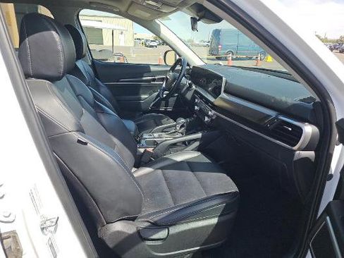 Used 2025 Kia Telluride S AWD/4WD image 7