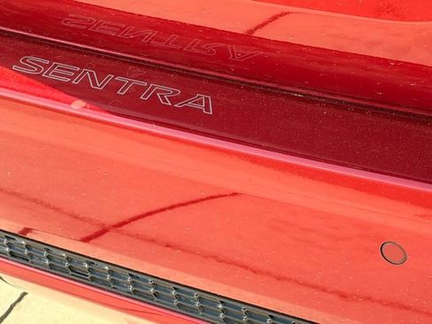 Used 2025 Nissan Sentra SV FWD image 7