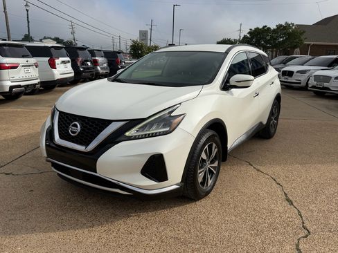 Used 2019 Nissan Murano SV w/ Cargo Package FWD image 1