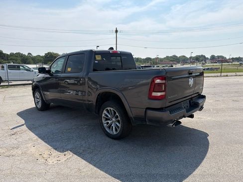 Used 2022 RAM 1500 Laramie w/ Sport Appearance Package AWD/4WD image 7