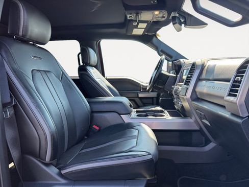 Used 2018 Ford F350 Platinum AWD/4WD image 18