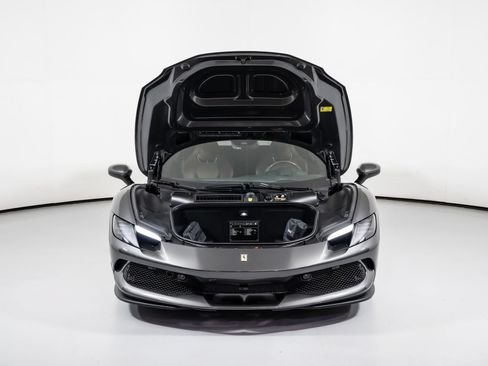 Used 2023 Ferrari 296 GTS RWD image 8