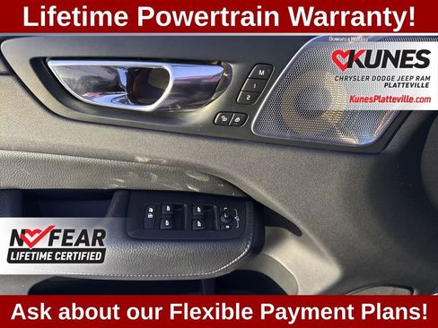 Used 2018 Volvo XC60 T8 Inscription w/ Advanced Package image 15