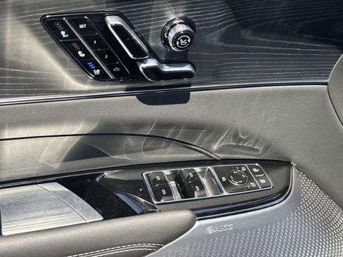 New 2026 Cadillac Lyriq Signature Sport RWD image 18