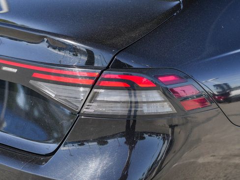 Certified 2023 Honda Accord EX image 10