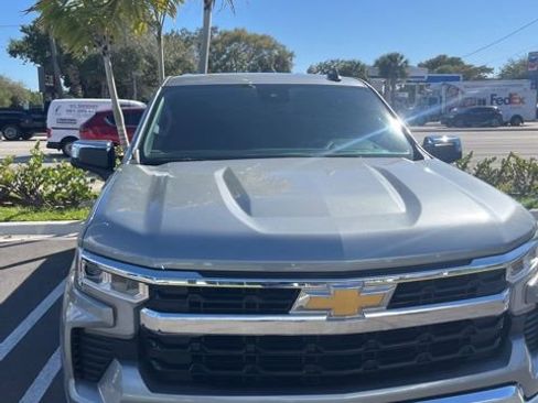 Certified 2025 Chevrolet Silverado 1500 LT image 2