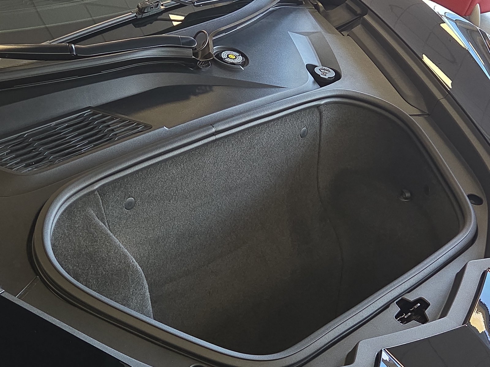 Used 2023 Chevrolet Corvette Stingray Premium Conv w/ Battery Protection Package RWD image 10