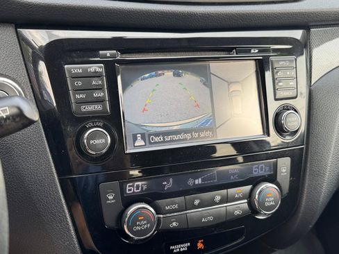Used 2014 Nissan Rogue SL AWD/4WD image 19