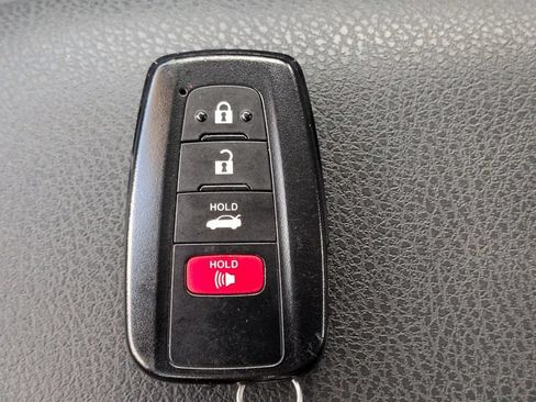 Used 2023 Toyota Camry SE w/ Convenience Package FWD image 23