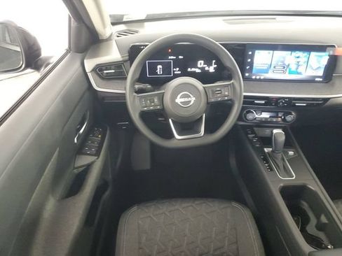 New 2026 Nissan Kicks SV w/ Cold Weather Package FWD image 14