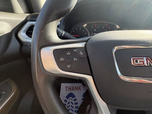Used 2023 GMC Acadia SLE w/ Driver Convenience Package FWD image 22