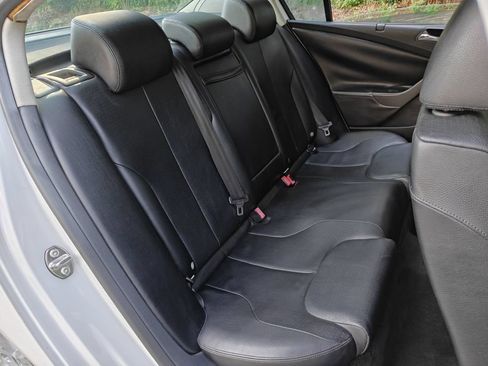 Used 2008 Volkswagen Passat Komfort FWD image 18