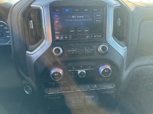 Certified 2020 GMC Sierra 1500 SLE w/ SLE Value Package image 20